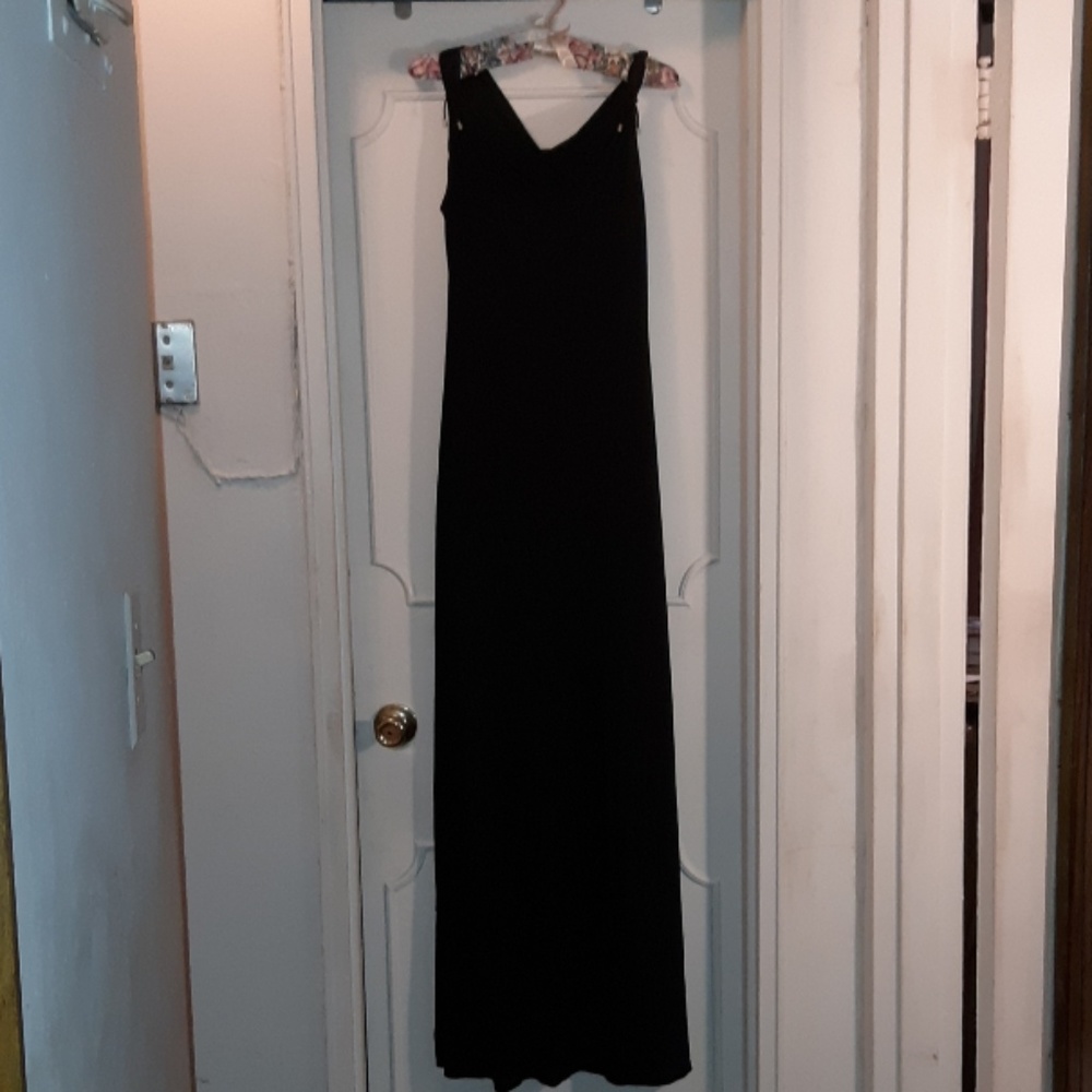 Calvin Klein Sz. 4 knit long black column gown